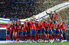 谢晖：球场为什么不浇水；练了一个月传接球，跑这来打橄榄球.